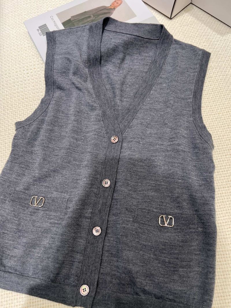 Unclassified Brand Vest